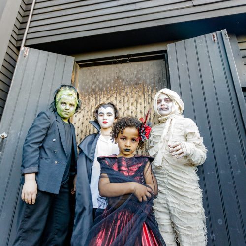 Little monsters visit The House of the Seven Gables