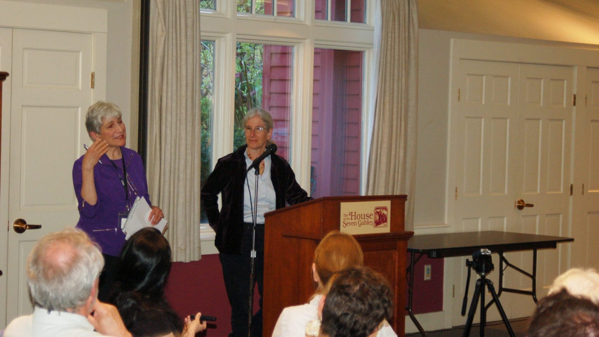 Avi Chomsky speaking at a Community Conversation at The House of the Seven Gables